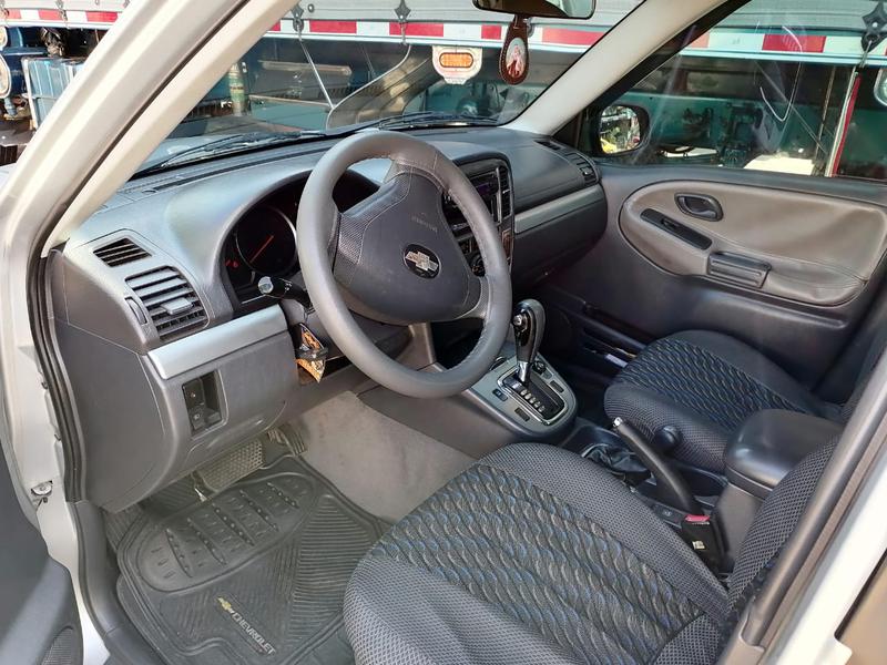 Chevrolet Classic • 2005 • 186,000 km 4