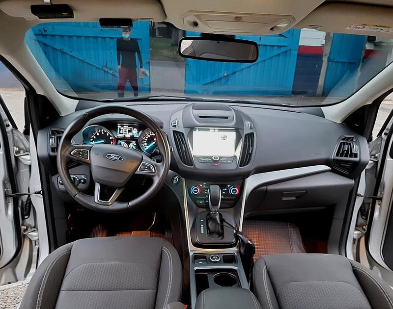 Ford Escape • 2018 • 53,400 km 4