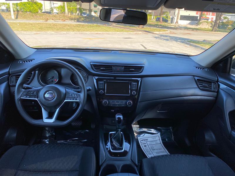 Nissan  • 2018 • 51,610 km 2