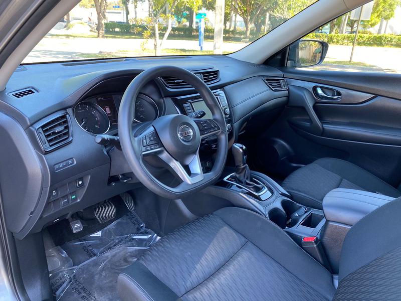 Nissan  • 2018 • 51,610 km 10