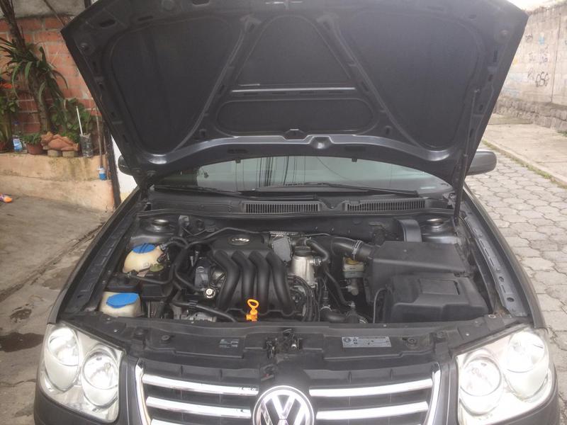 Volkswagen Jetta • 2011 • 101,000 km 3