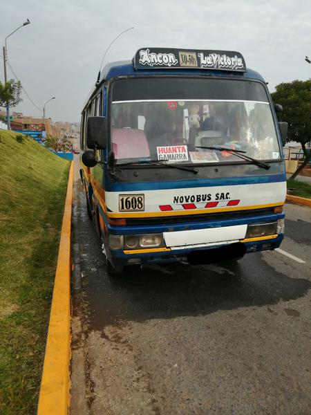 Mitsubishi 3000 GT • 1991 • 200,000 km 7