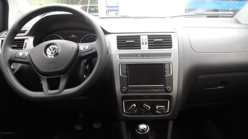 Volkswagen Fox • 2016 • 99,000 km 8