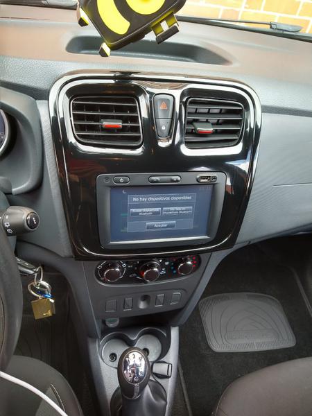 Renault Sandero • 2020 • 21,000 km 2