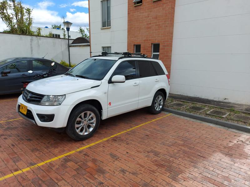 Suzuki Grand Vitara • 2017 • 73,000 km 2