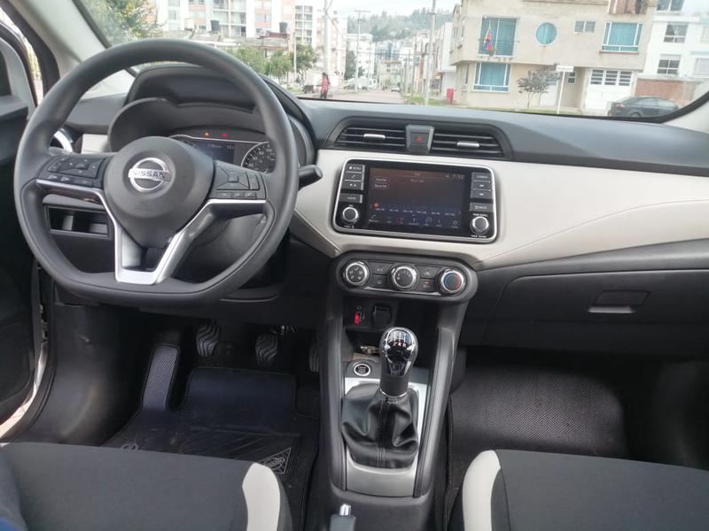 Nissan Versa • 2021 • 4,537 km 3