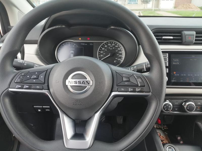 Nissan Versa • 2021 • 4,537 km 9
