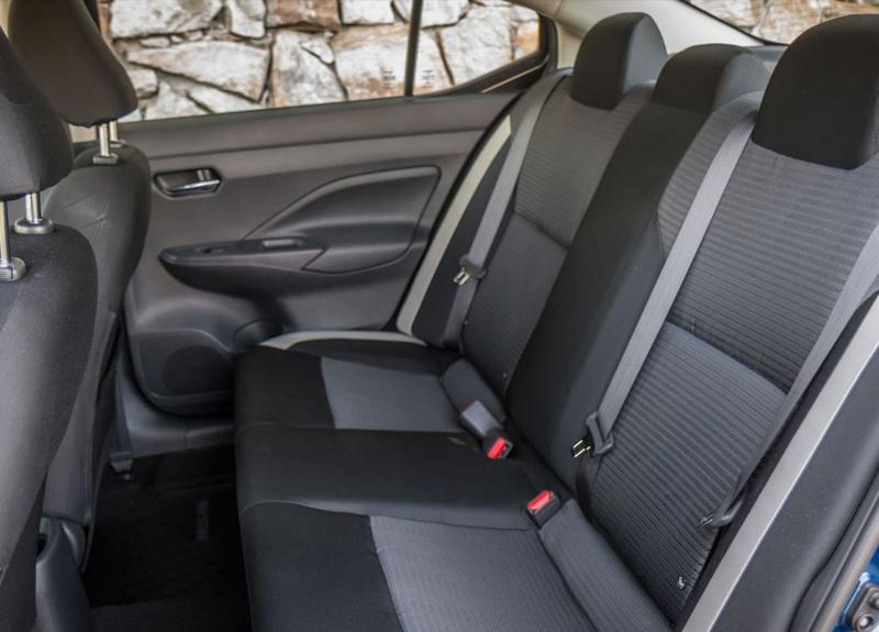 Nissan Versa • 2021 • 4,537 km 28