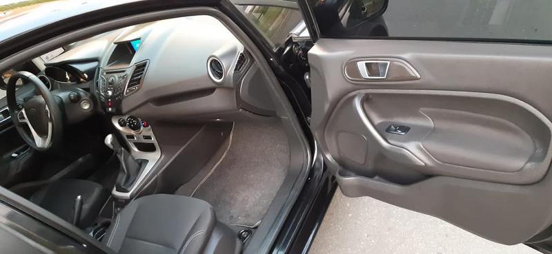 Ford Fiesta • 2014 • 86,000 km 11