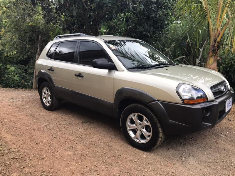 Hyundai Tucson • 2010 • 89,000 km 2