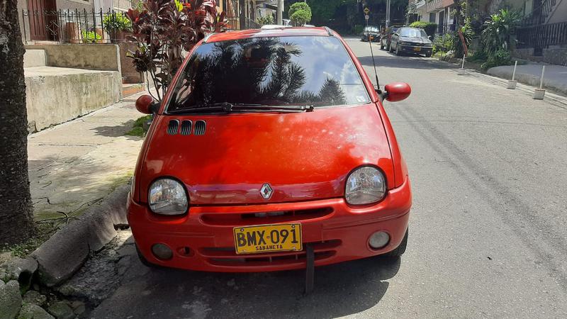 Renault Twingo • 2002 • 75,000 km 5