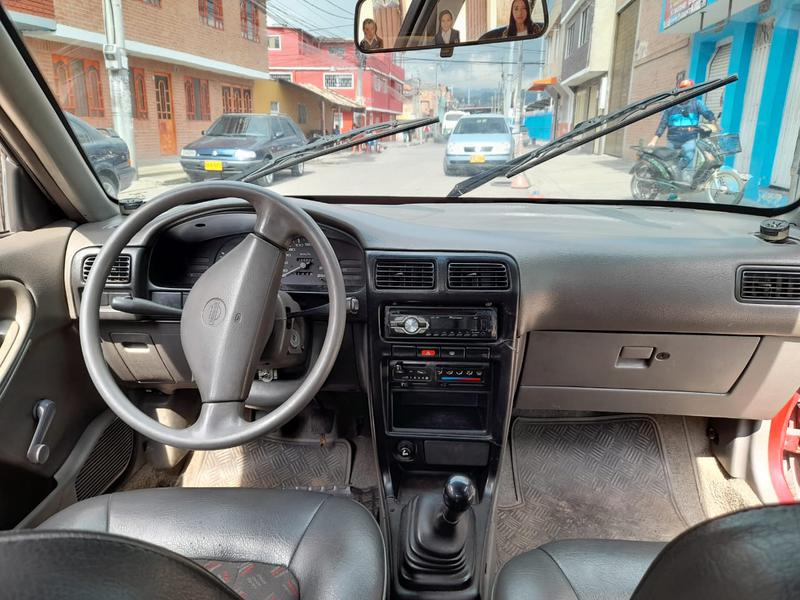 Nissan Sentra • 1993 • 273,673 km 4