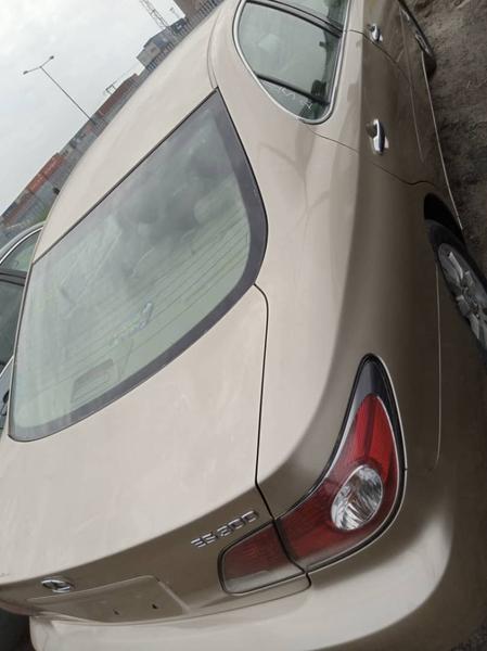 Lexus LS • 2003 • 220,000 km 4