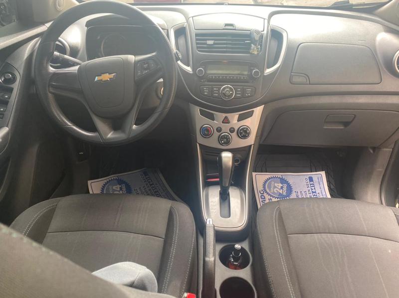 Chevrolet Tracker • 2016 • 80,000 km 13