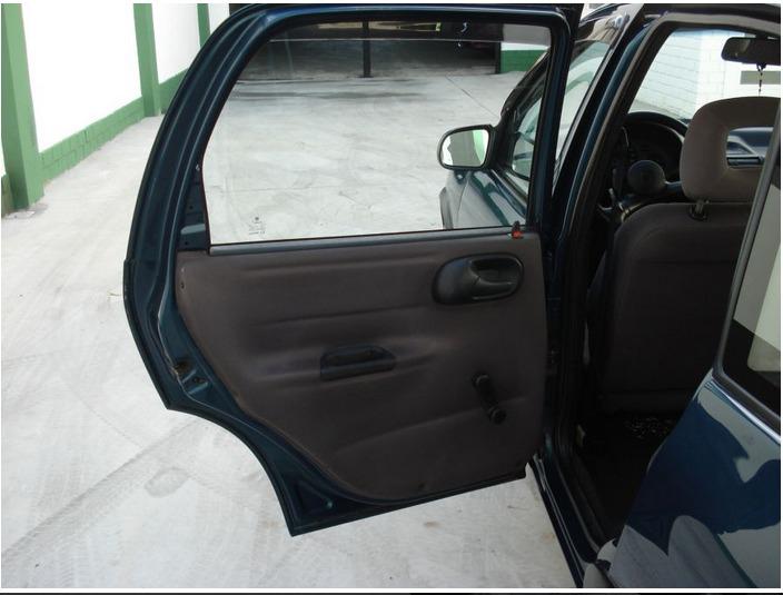 Chevrolet Corsa • 1999 • 79,411 km 5