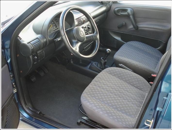 Chevrolet Corsa • 1999 • 79,411 km 2