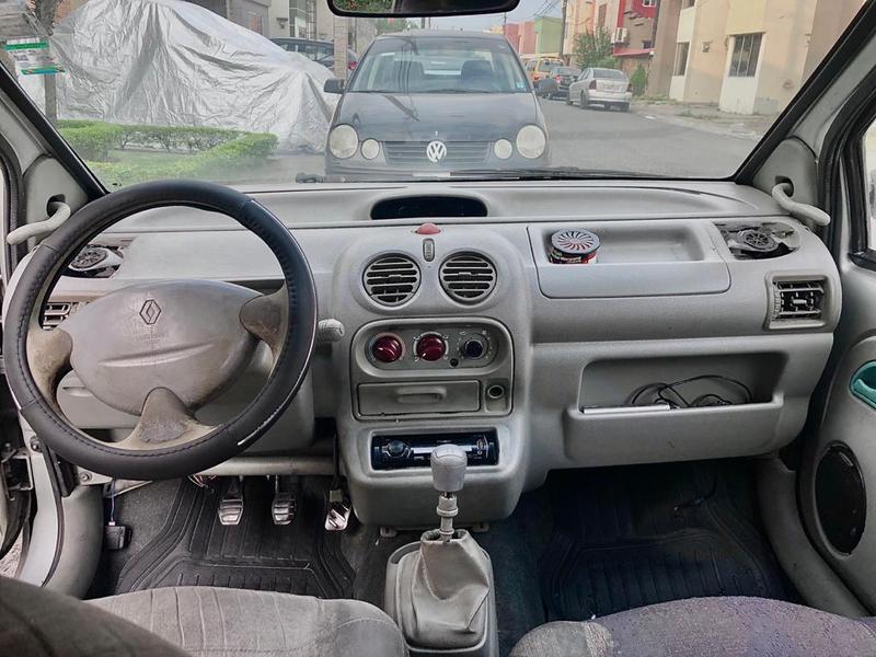 Renault Twingo • 2002 • 250,000 km 5