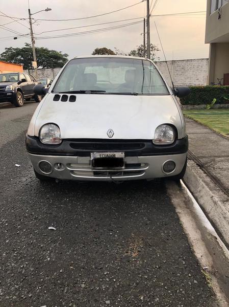 Renault Twingo • 2002 • 250,000 km 3