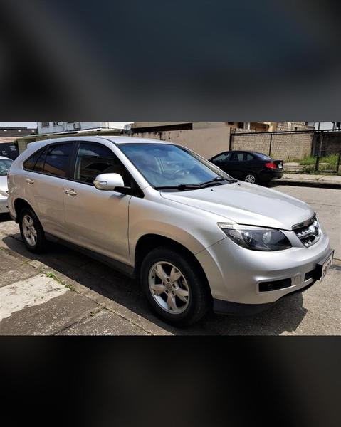 BYD S6 • 2016 • 68,000 km 1