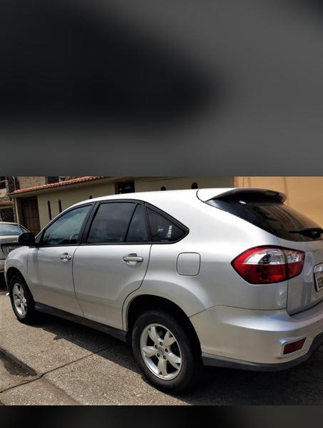 BYD S6 • 2016 • 68,000 km 3