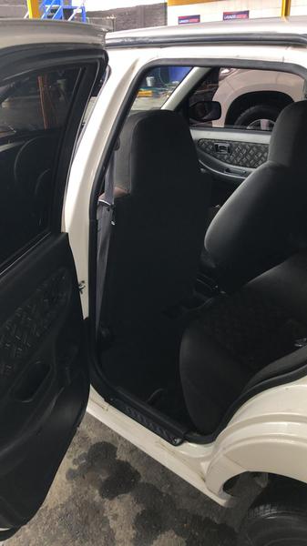 Nissan Sentra • 2005 • 147,387 km 12