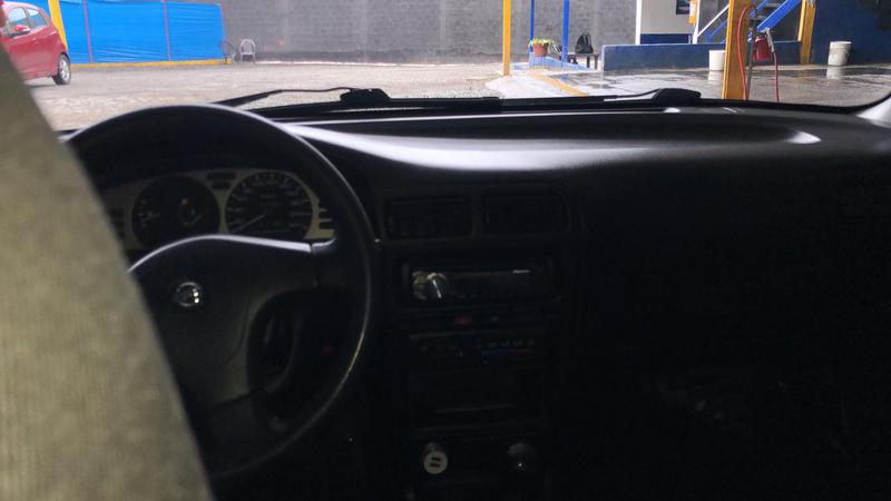 Nissan Sentra • 2005 • 147,387 km 6