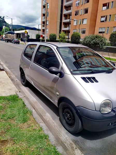 Renault Twingo • 2009 • 142,600 km 7