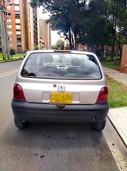 Renault Twingo • 2009 • 142,600 km 8