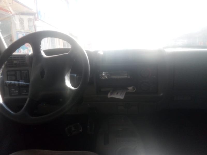 Chevrolet Blazer • 1995 • 240,000 km 7