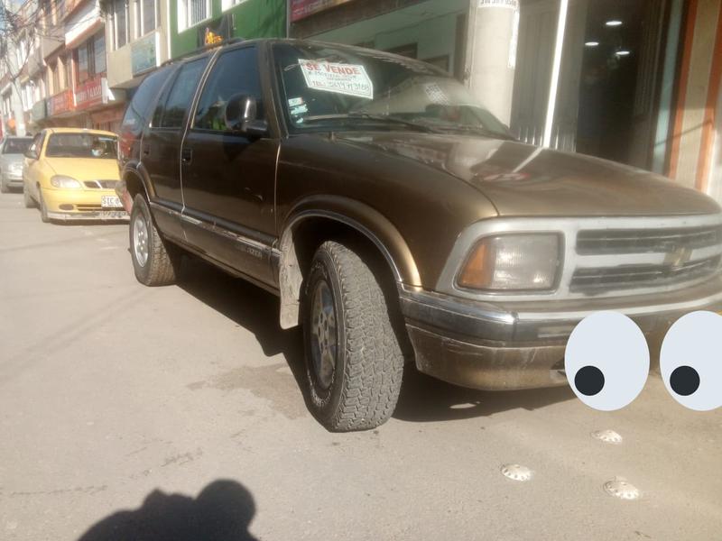 Chevrolet Blazer • 1995 • 240,000 km 4