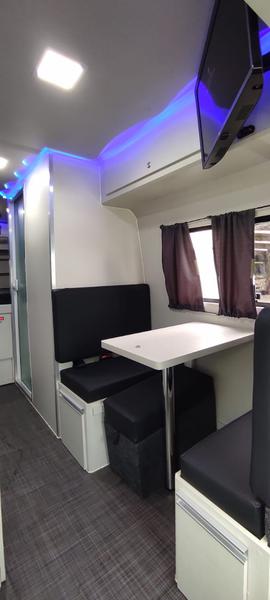 Mercedes-Benz Sprinter • 2021 • 1 km 13