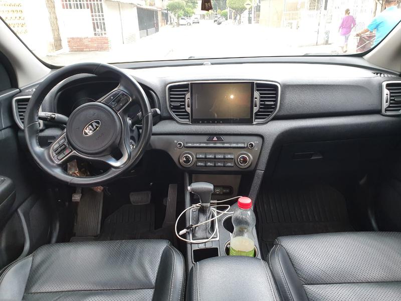 Kia Sportage • 2018 • 68,000 km 4