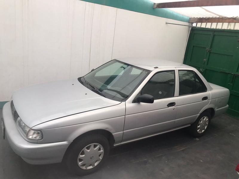 Nissan Sentra • 2009 • 65,000 km 1