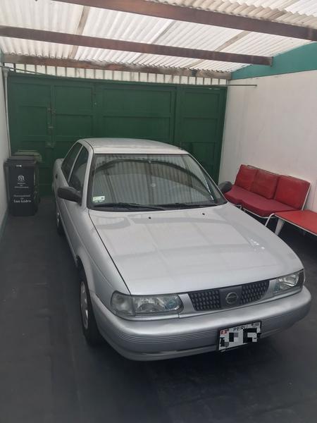 Nissan Sentra • 2009 • 65,000 km 6