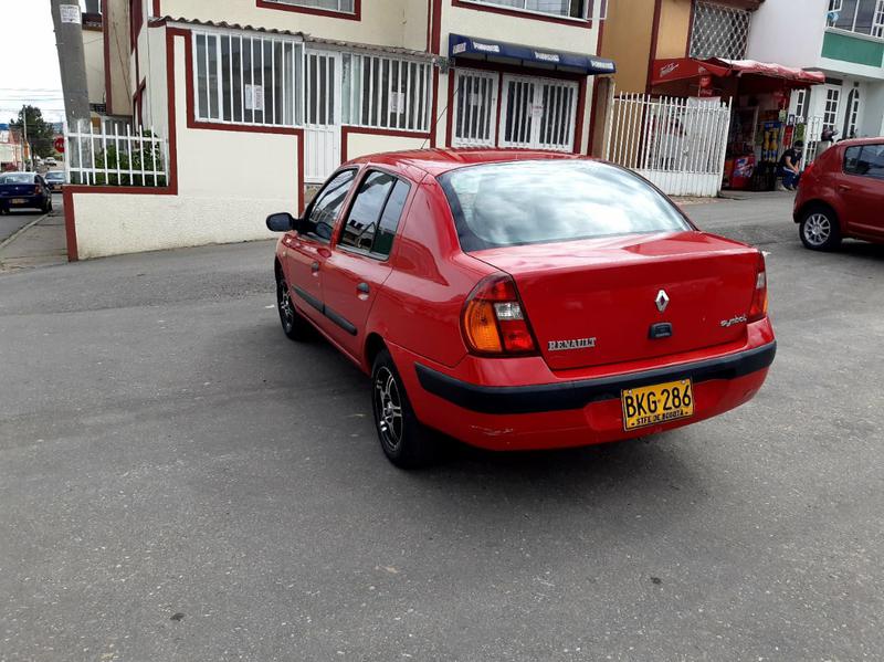 Renault Symbol • 2005 • 170,000 km 1