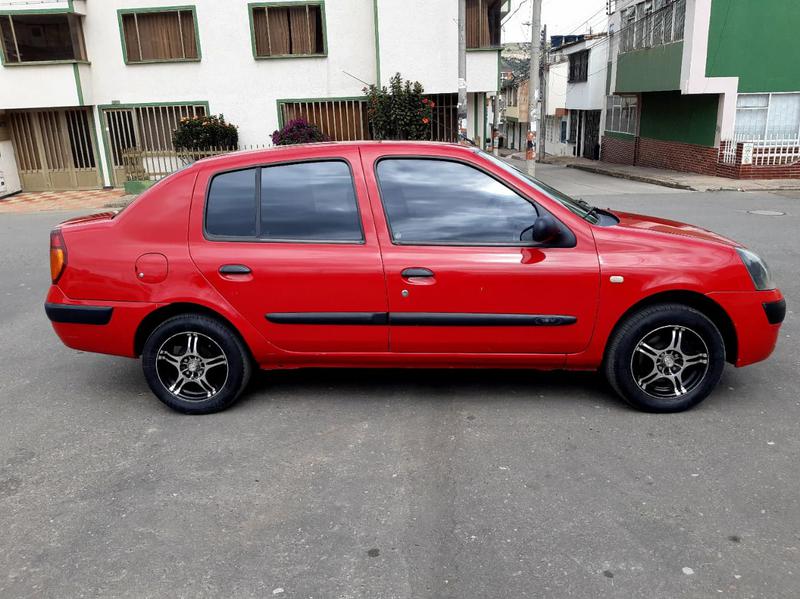 Renault Symbol • 2005 • 170,000 km 4