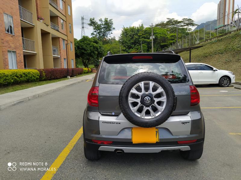 Volkswagen CrossFox • 2014 • 120,000 km 3