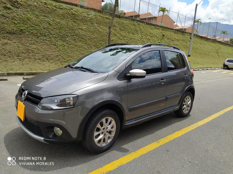 Volkswagen CrossFox • 2014 • 120,000 km 4