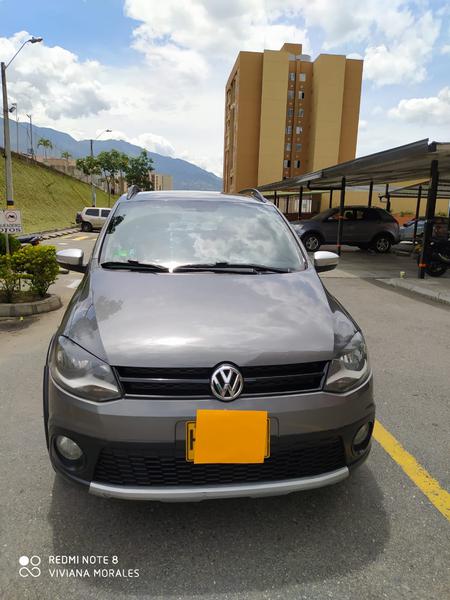 Volkswagen CrossFox • 2014 • 120,000 km 2