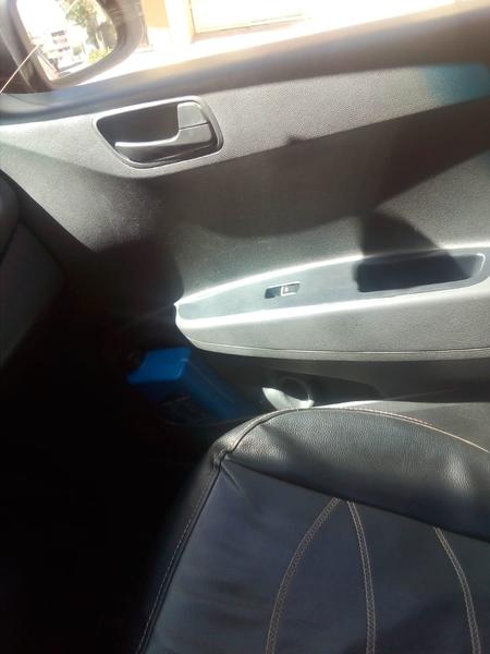 Hyundai i10 • 2015 • 297,000 km 2