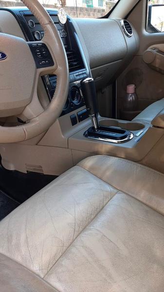 Ford Explorer • 2008 • 130,356 km 1