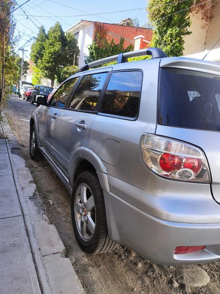 Mitsubishi Outlander • 2007 • 116,000 km 7