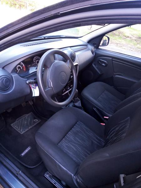 Renault Sandero • 2015 • 111,000 km 5