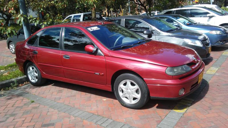 Renault Laguna • 1999 • 180,000 km 5