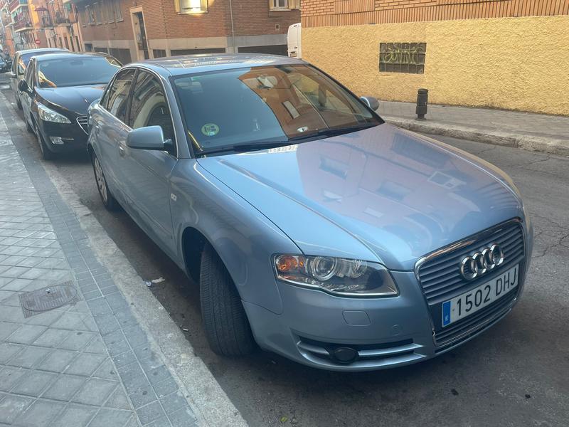 Audi A4 • 2005 • 160,000 km 2