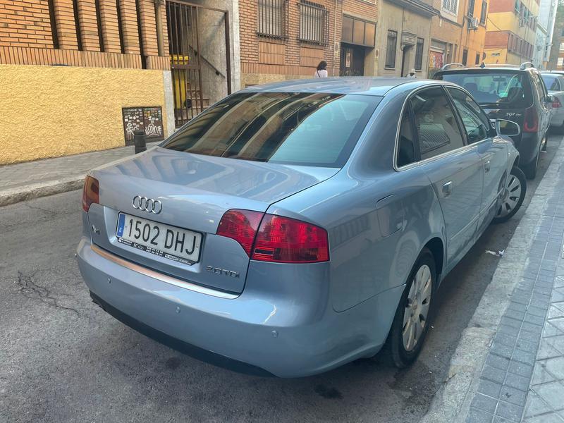 Audi A4 • 2005 • 160,000 km 4