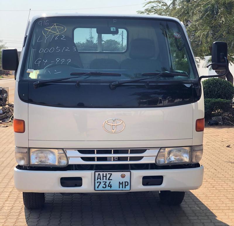 Toyota Dyna • 1999 • 95,000 km 8