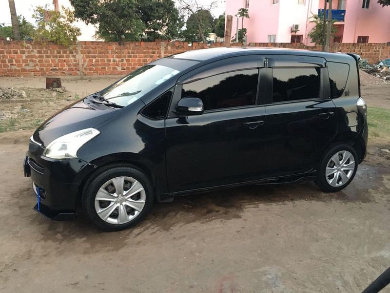 Toyota Corolla • 2006 • 90,000 km 4