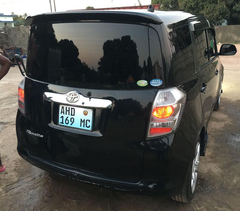 Toyota Corolla • 2006 • 90,000 km 2