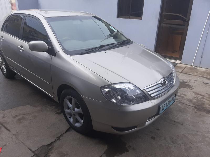 Toyota Yaris • 2005 • 89,000 km 2